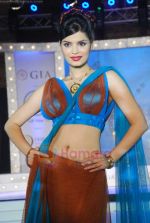 at Glam fashion show by All India Gems and Jewellery Trade Federation in Grand Hyatt, Mumbai on 8th Aug 2011 (61).JPG